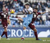 那不勒斯签下荷甲射手王，提升攻击威力的简单介绍